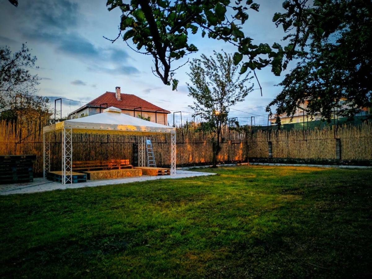 Our Way Guest House & Hostel Shkodër Exterior foto